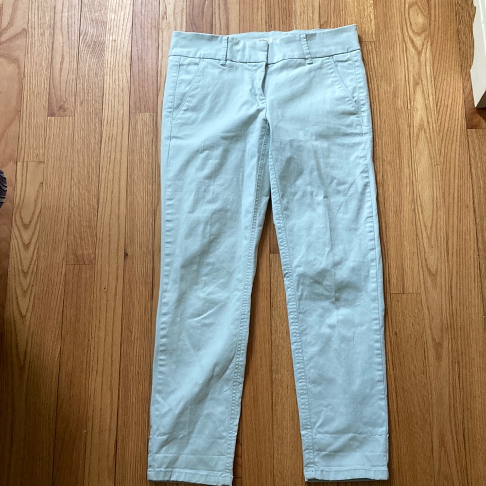 Loft size 4 Capris Sea Foam Green Pants